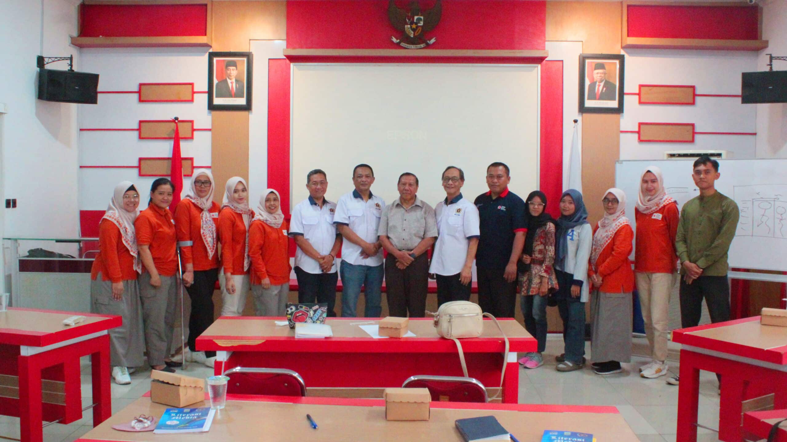 PMI Kota Padang BANGUN TIM KIP