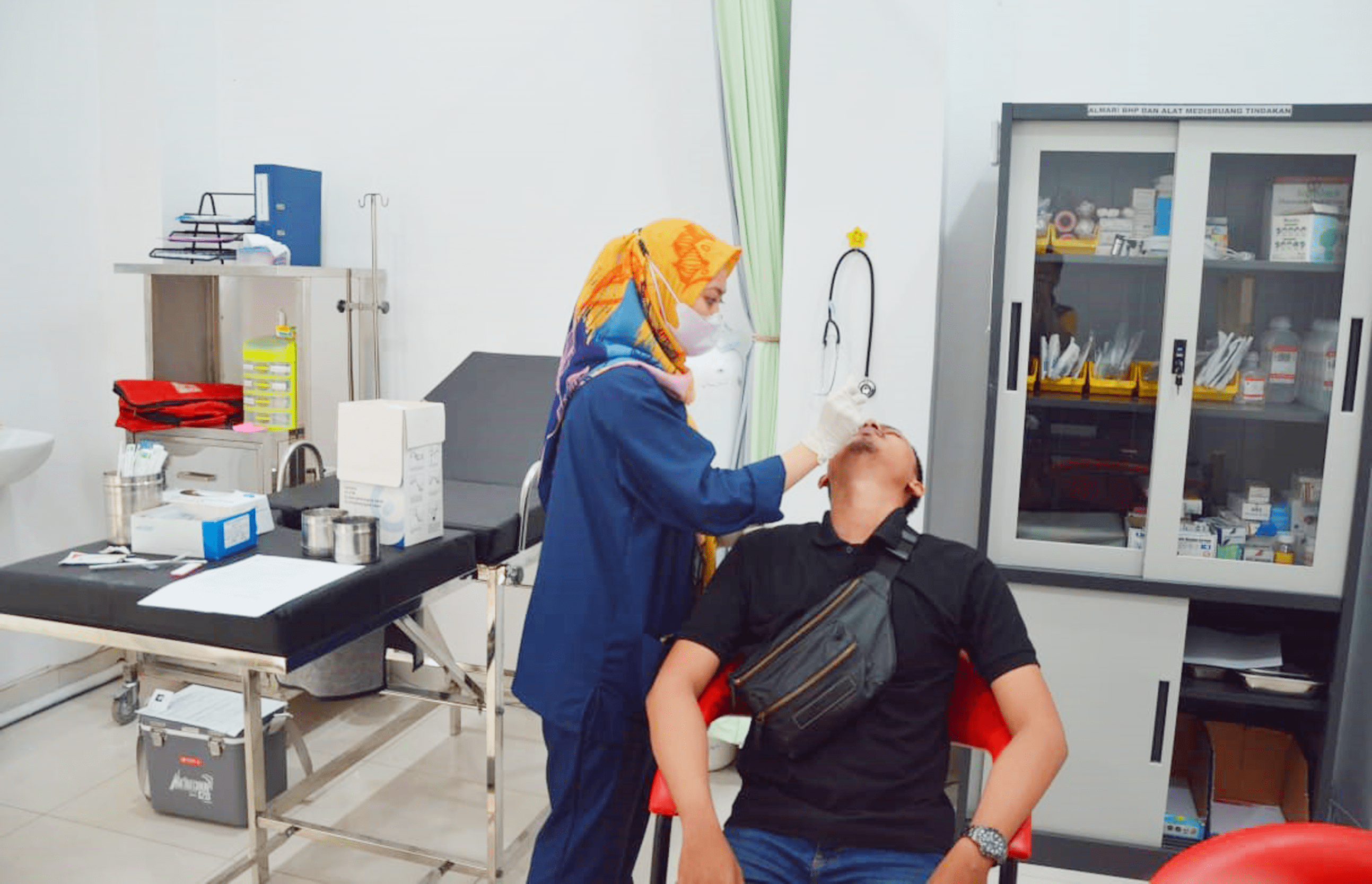 klinik PMI Kota Padang KSR PMR donor darah vaksin red cross Indonesia by WINSONMEDIA jasawebpadang.com baliwebservices.com